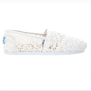 ❗️SALE TOMS Women's Classics in White Lace Leaves